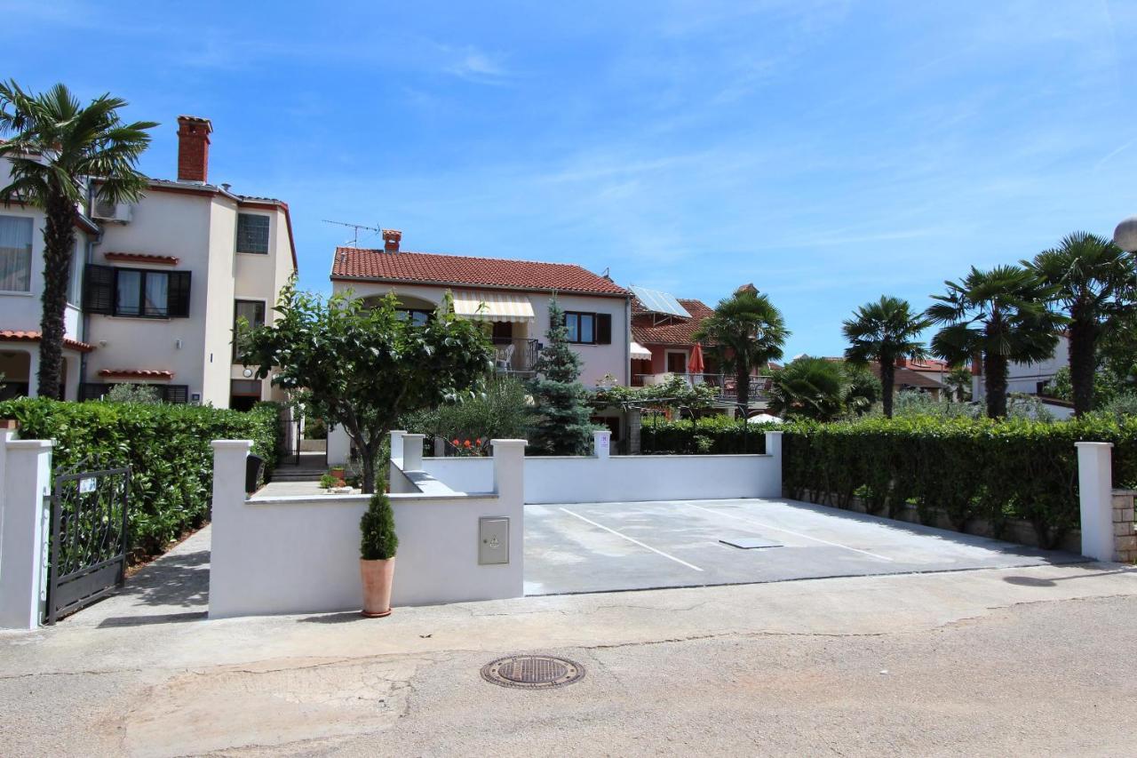 Apartments Denise Rovinj Exterior photo