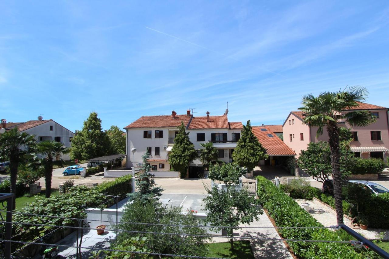 Apartments Denise Rovinj Exterior photo